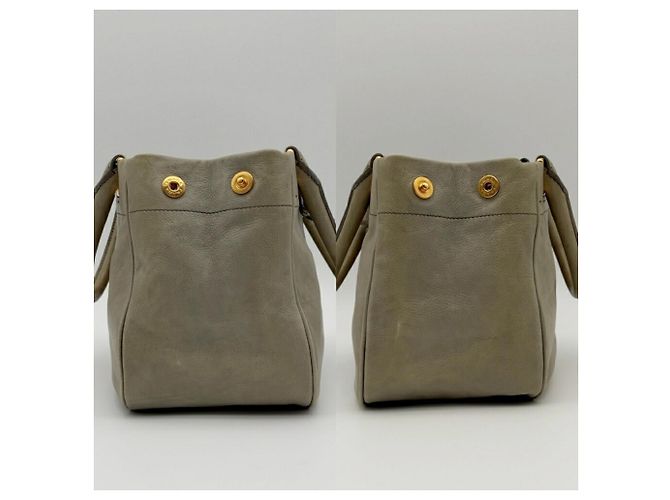 Borsa a tracolla in pelle Prada BN2245 in Grayish Grigio - vista 6