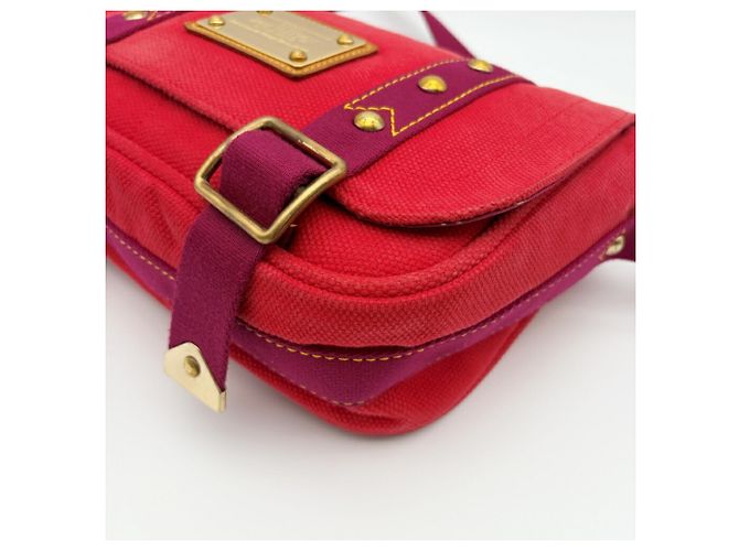 Borsa a tracolla Louis Vuitton Antigua Busas PM Canvas Rosso - vista 11