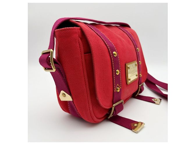 Borsa a tracolla Louis Vuitton Antigua Busas PM Canvas Rosso - vista 4