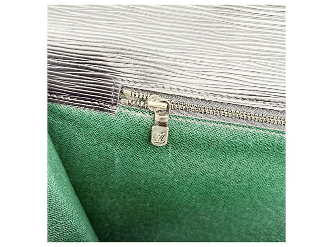 Borsa a Pochette Louis Vuitton Epi Trapeze Nero - vista 20