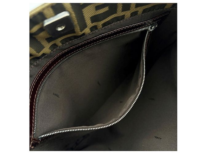 Borsa a tracolla Fendi Zucca Marrone scuro - vista 16