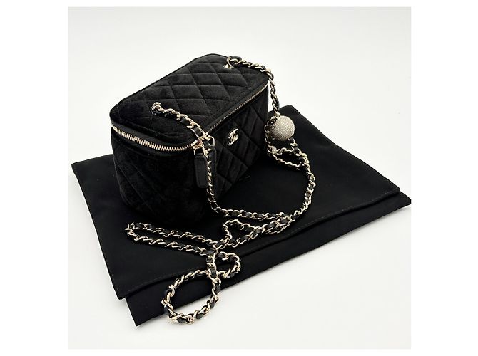 Borsa a tracolla Vanity in pelle nera matelassé Chanel Nero - vista 19