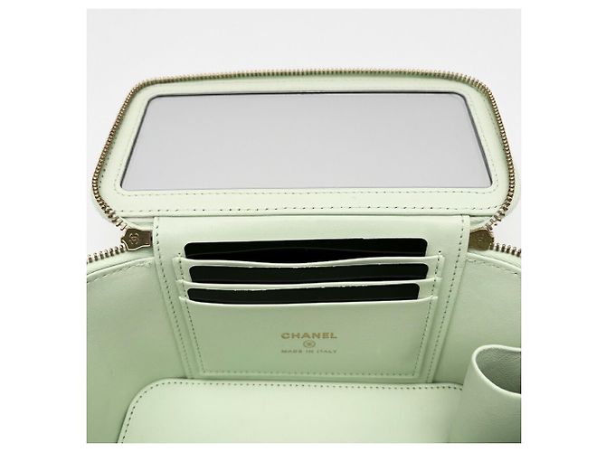 Borsa Vanity Chanel Matelassé Verde chiaro - vista 19