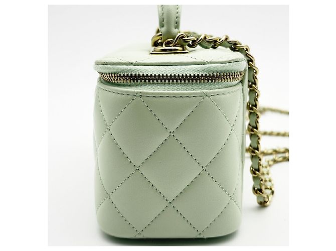 Borsa Vanity Chanel Matelassé Verde chiaro - vista 8