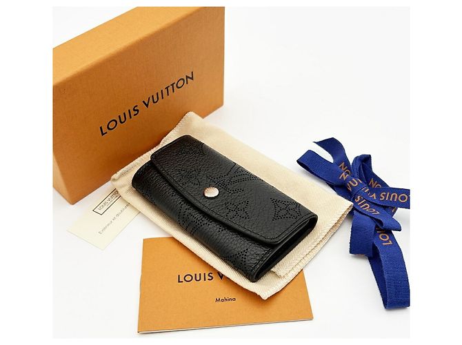 Louis Vuitton Mahina Multicles Porta chiavi 4 chiavi Nero - vista 14