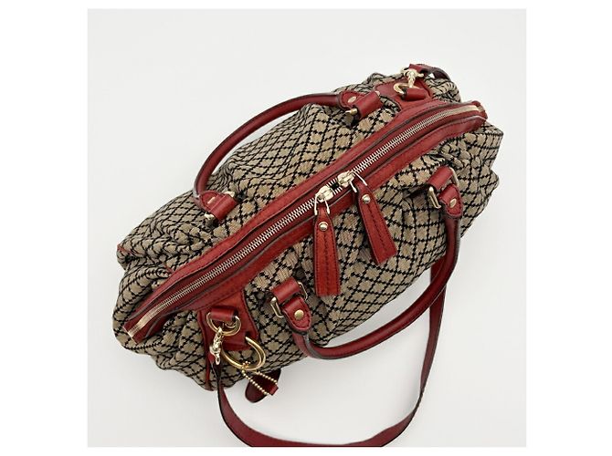 Borsa a tracolla Gucci Diamante Sukey Rosso Beige - vista 17