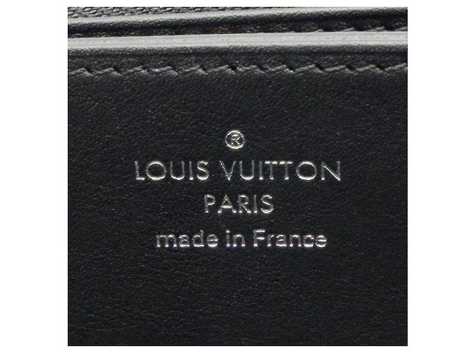 Cartera Zippy Louis Vuitton Mahina Negro - vista 14