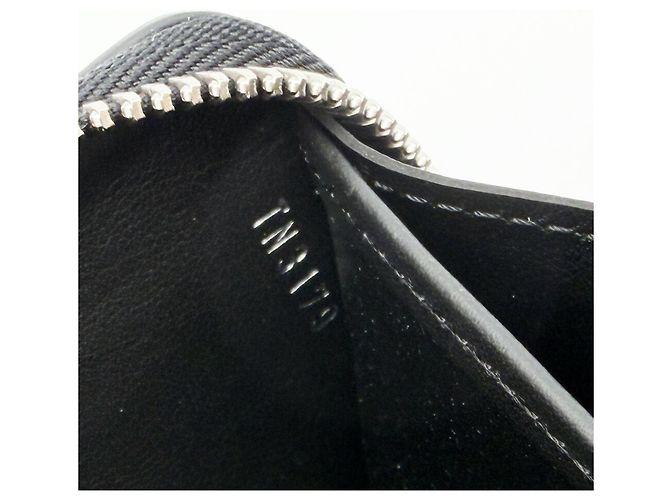 Cartera Zippy Louis Vuitton Mahina Negro - vista 15