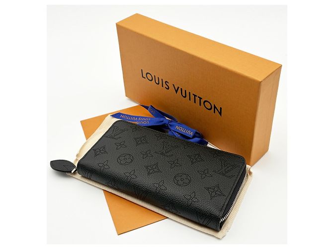 Cartera Zippy Louis Vuitton Mahina Negro - vista 17