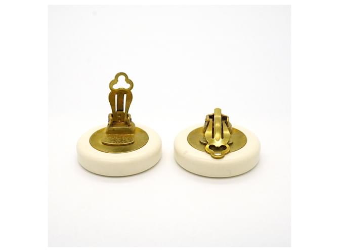 Orecchini a clip Chanel Oro e Bianco D'oro - vista 3