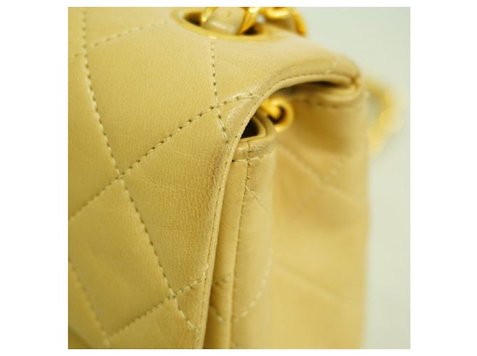 Borsa a spalla Mini Matelassé con catena Chanel Beige - vista 10