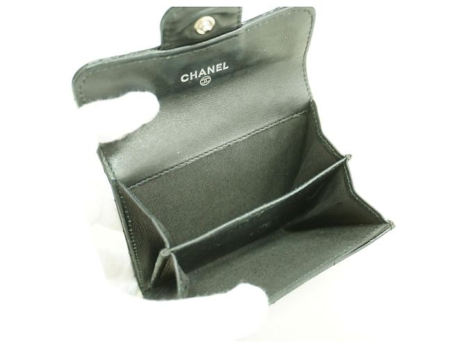 Tarjetero Chanel de piel lacada negra Negro - vista 3