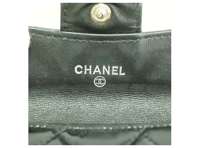 Tarjetero Chanel de piel lacada negra Negro - vista 4