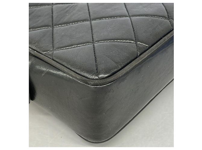 Borsa a tracolla Chanel Matelassé in pelle d'agnello Nero - vista 12