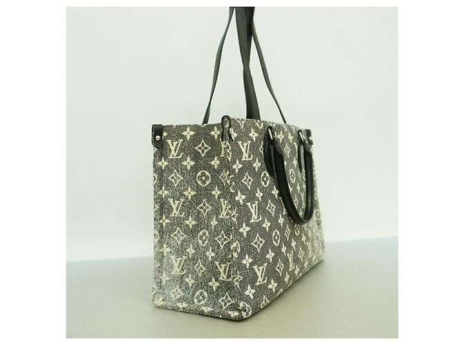Borsa Tote Louis Vuitton Monogram Jacquard Denim OnTheGo MM Marrone Nero - vista 2
