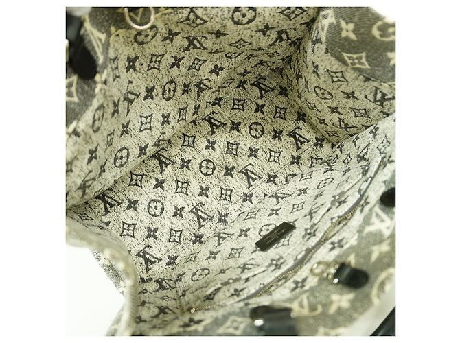 Borsa Tote Louis Vuitton Monogram Jacquard Denim OnTheGo MM Marrone Nero - vista 4