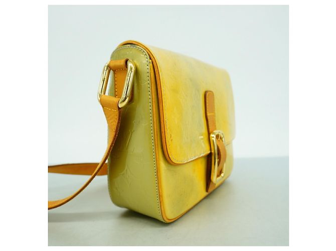 Borsa a tracolla Louis Vuitton Vernis Christie GM Grigio - vista 2