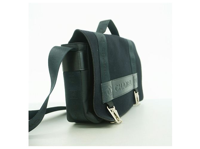 Borsa Chanel Sport in pelle e feltro Nero - vista 2