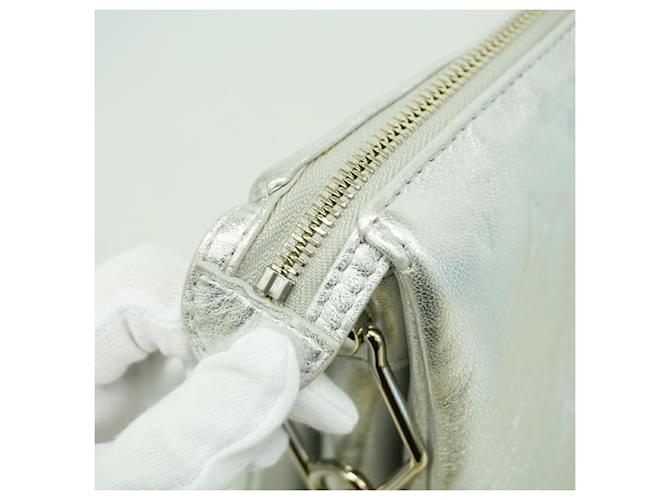 Borsa Louis Vuitton Monogram Embossed Coussin PM Argento - vista 7