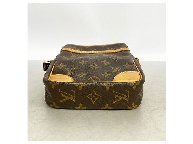 Bolsa de Ombro Louis Vuitton Monogram Danube Marrom - vista 3