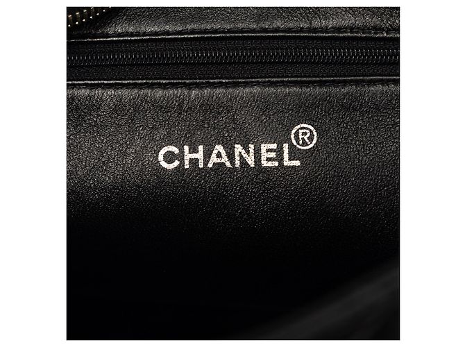 Borsa Tote Chanel Black Caviar Medallion Nero - vista 5
