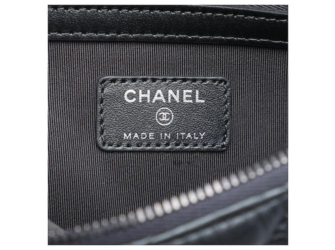 Clutch Chanel Gray Medium Quilted Aged Calfskin Chain Tassel O Case Marrone Grigio antracite - vista 5