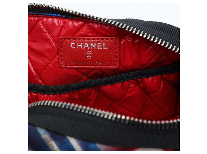 Pouch Airline in tela stampata blu Chanel - vista 5