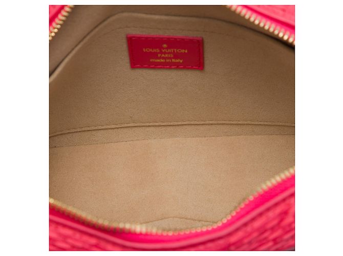 Louis Vuitton Pink Damier Quilt Lambskin Troca PM Rosa - vista 4