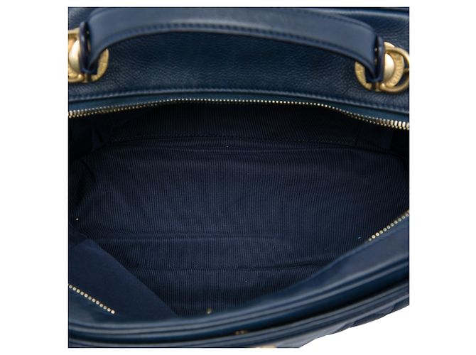 Borsa Vanity Chanel Blue Medium CC Quilted Lambskin con manico e catena Blu navy - vista 4