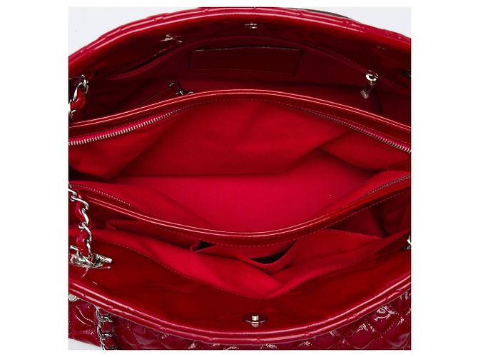 Borsa Bowling Chanel Just Mademoiselle in vernice matelassé rossa Maxi - vista 4
