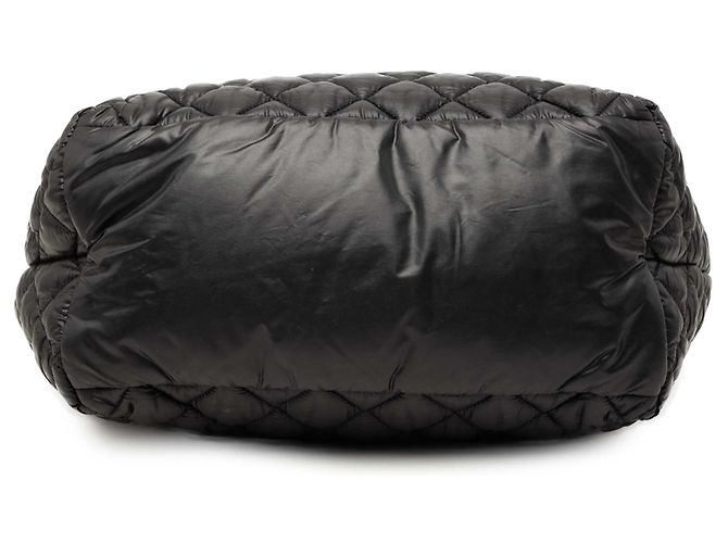 Borsa tote Chanel Coco Cocoon piccola in nylon matelassé nero - vista 3