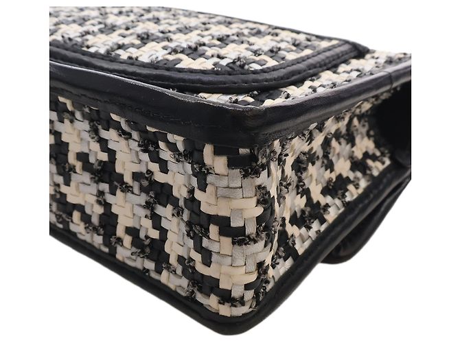 Chanel Beige CC Woven Lambskin and Viscose Houndstooth Single Flap - vista 12