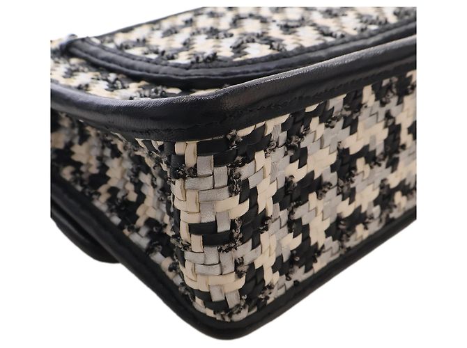 Chanel Beige CC Woven Lambskin and Viscose Houndstooth Single Flap - vista 13