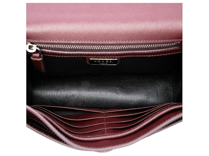 Clutch Prada Red Saffiano Push Lock Rosso Bordò - vista 4