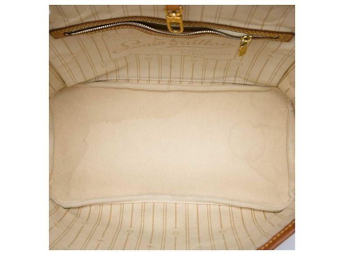 Louis Vuitton White Damier Azur Neverfull MM - view 4