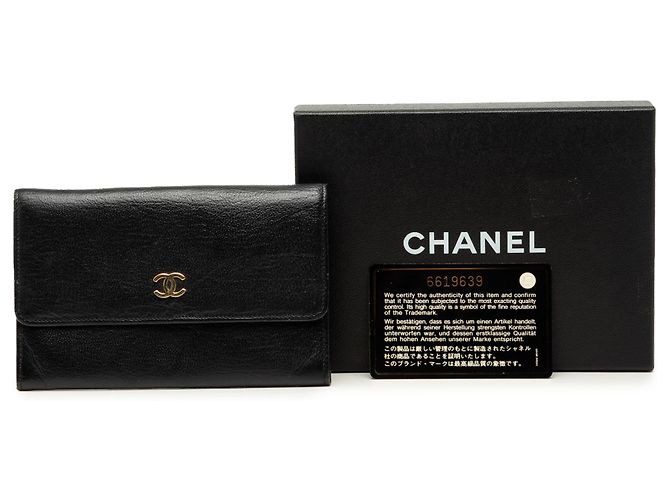 Cover passaporto Chanel CC in vitello nero - vista 7