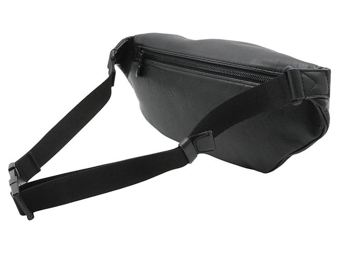Bumbag Marsupio Louis Vuitton Black Monogram Shadow Discovery Nero - vista 2