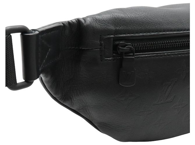 Bumbag Marsupio Louis Vuitton Black Monogram Shadow Discovery Nero - vista 5