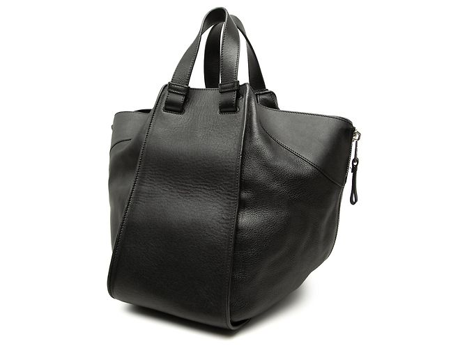 LOEWE Hammock Satchel aus Leder, Schwarz, Medium - Ansicht 2