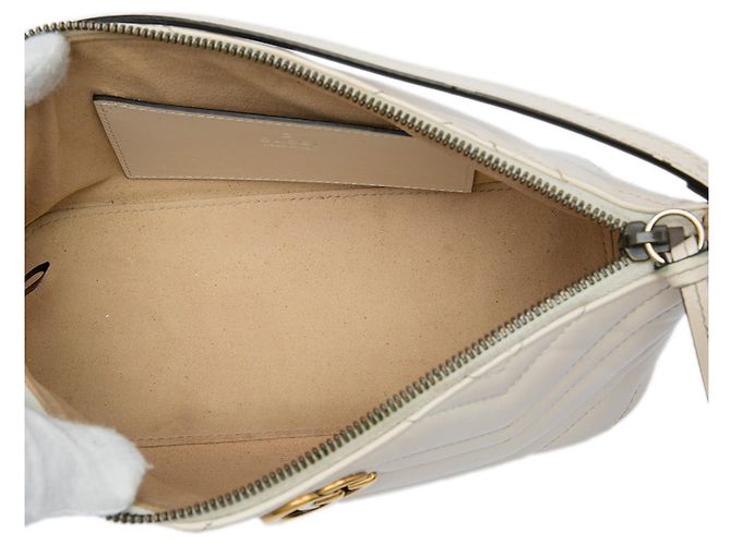 Borsa a tracolla Gucci White GG Marmont Matelassé in pelle di vitello Bianco Bianco sporco - vista 4