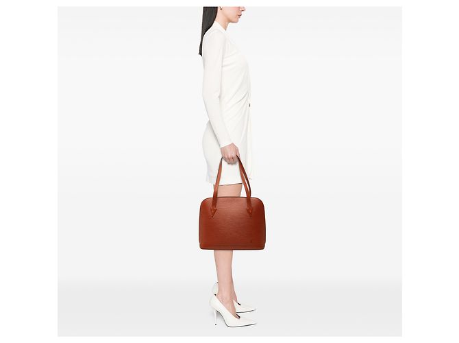Louis Vuitton Brown Epi Lussac Marrone - vista 6