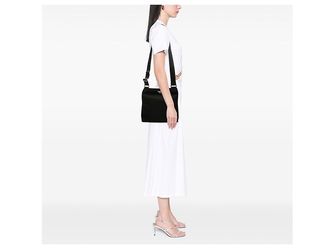 Prada Borsa Crossbody in Tessuto Nero con Cerniera - vista 6