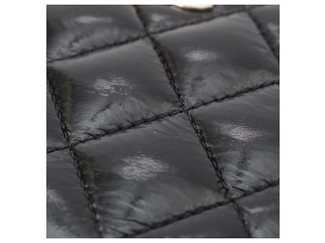 Chanel Vanity Case Round Handle With Care in pelle d'agnello lucida matelassé nera con catena Nero - vista 11