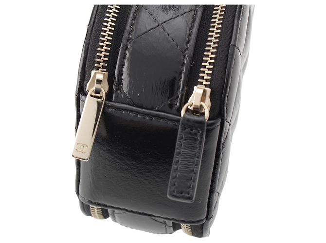 Chanel Vanity Case Round Handle With Care in pelle d'agnello lucida matelassé nera con catena Nero - vista 12