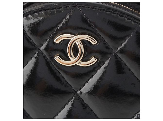 Chanel Vanity Case Round Handle With Care in pelle d'agnello lucida matelassé nera con catena Nero - vista 9