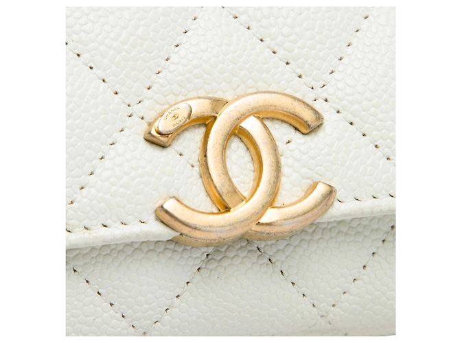 Borsa cintura a catena Chanel Melody in pelle caviar matelassé bianca - vista 6