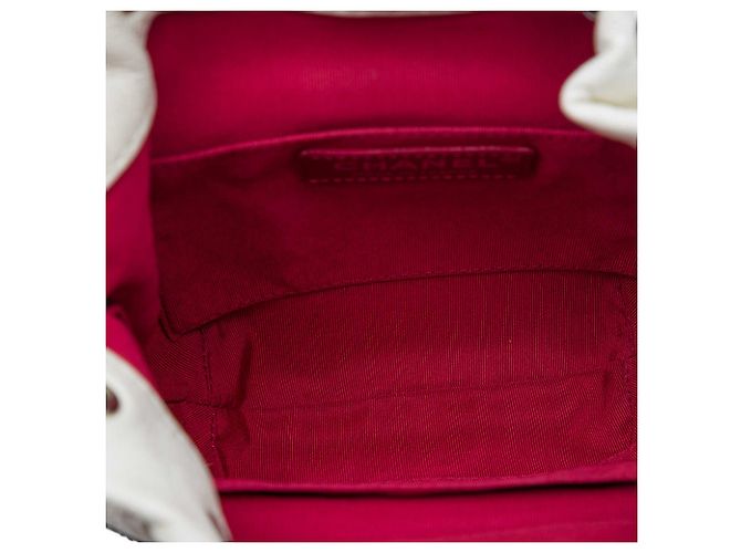 Chanel Gabrielle Bucket Bag Small aus gestepptem Kalbsleder bicolor weiß - Ansicht 4