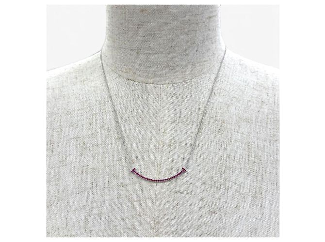 Tiffany & Co Collana Tiffany T Smile Small in oro bianco 18K e zaffiri rosa D'oro - vista 3