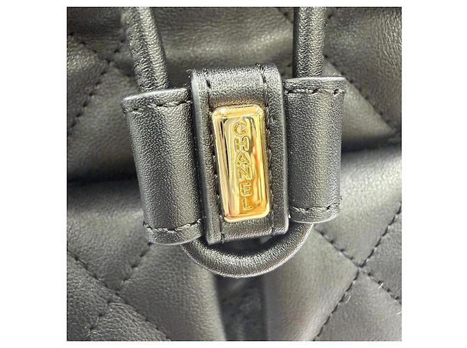 Chanel AS4342 gesteppter Kalbsleder-Rucksack Schwarz - Ansicht 10