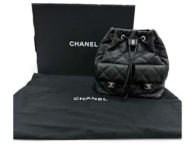 Chanel AS4342 gesteppter Kalbsleder-Rucksack Schwarz - Ansicht 2